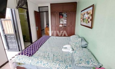 CASA CERCA AL CENTRO COMERCIAL AVENIDA