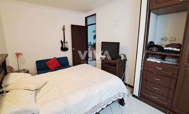 CASA CERCA AL CENTRO COMERCIAL AVENIDA