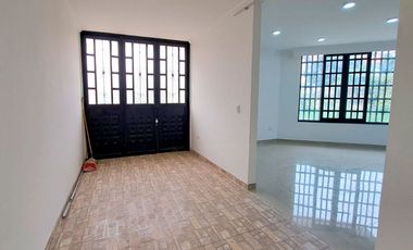 CASA ESQUINERA PARTE PLANA