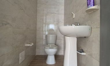 CASA DE UN NIVEL CERCA AL EXITO ESTRENAR