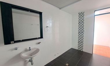 CASA EN CONJUNTO CERRADO PARTE PLANA