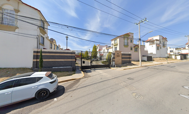 CASA EN PRIVADA MIÑON, URBI VILLA DEL REY , HUEHUETOCA, ESTADO DE MÉXICO. ¡NO CRÉDITOS!