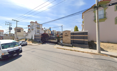CASA EN PRIVADA MIÑON, URBI VILLA DEL REY , HUEHUETOCA, ESTADO DE MÉXICO. ¡NO CRÉDITOS!