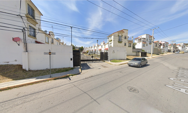 CASA EN CALLE MASCAT , URBI VILLA DEL REY , HUEHUETOCA, ESTADO DE MÉXICO. ¡¡NO CREDITOS!!