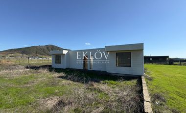 Parcela de 5.000 mts2, Con casa sin terminar