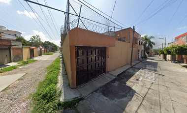 Casa ubicada en Tabachines 27-28, Bugambilias, 62577 Jiutepec, Mor.