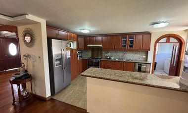 VENTA HERMOSA CASA EN LA ARMENIA