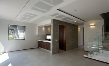 Casa en Venta Zapopan Coto Parques Vallarta - Solares