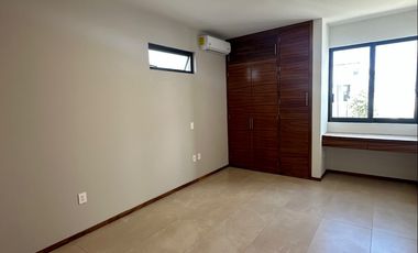 Casa en Venta Zapopan Coto Parques Vallarta - Solares