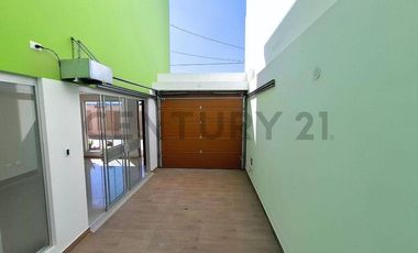 SE VENDE CASA EN ESTRENO EN TACNA