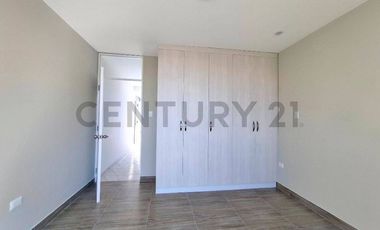 SE VENDE CASA EN ESTRENO EN TACNA