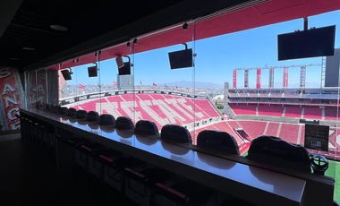 PALCO EN ESTADIO CALIENTE EN VENTA