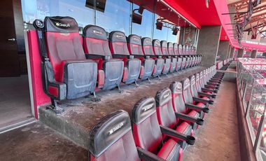 PALCO EN ESTADIO CALIENTE EN VENTA