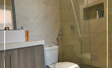 En Venta: Departamento Esquinero con Vista Al Mar en Manta