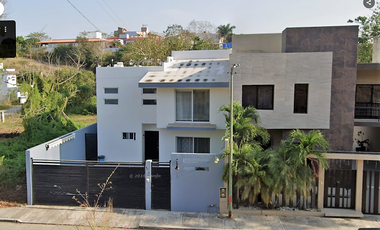 CASA EN VENTA CALLE RIO PAPALOAPAN #43, JARDINES DE TUXPAN VER