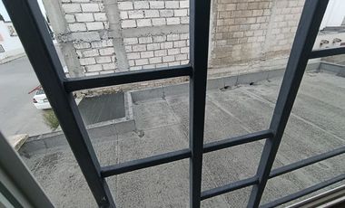 BONITA CASA EN ESQUINA