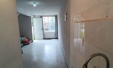 BONITA CASA EN ESQUINA