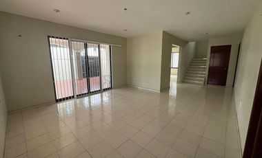 CASA EN VENTA CALLE PLUTARCO ELIAS CALLES #4, ADOLFO RUIZ CORTINEZ, TUXPAN VERACRUZ