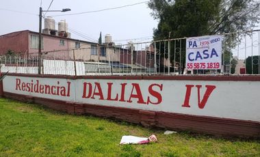 BONITA CASA EN PRIVADA Y EXCEENTE UBICACION