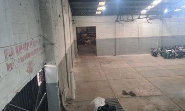 Excelente Bodega para uso comercial en Iztpalapa. CDMX