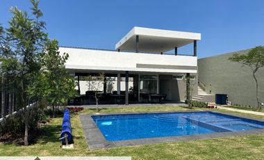 Terrenos en venta en Solares, dentro del coto Lárissa II, junto al coto Altanza.