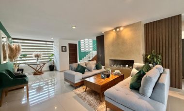 Casa en privada en renta en Metepec, con garage techado, estudio, jardín a una cuadra de avenida Tecnológico.