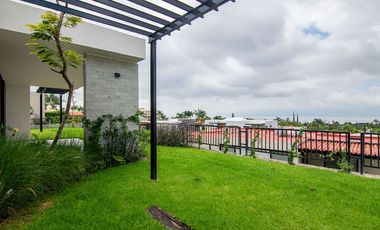 Imponente y hermosa residencia en cielo vista, una de las mejores ubicaciones en la ribera!