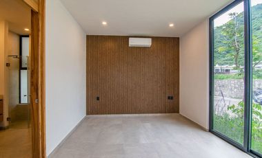 Imponente y hermosa residencia en cielo vista, una de las mejores ubicaciones en la ribera!