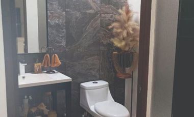 Totalmente Amueblada en Los Castaños Apodaca
