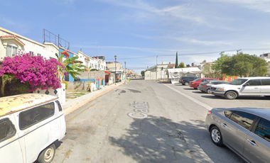 CASA DE RECUPERACIÓN BANCARIA EN CALLE CADIZ, FRACC. URBI VILLA DEL REY, HUEHUETOCA, EDO MEX. ¡NO SE ACEPTAN  CRÉDITOS!