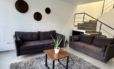 ¡Casa Amueblada en Renta en Privada Jardines de Hacienda!