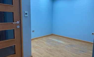 SE VENDE OFICINA EN EDIFICIO DHARMA.