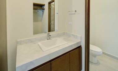 AMPLIA CASA EN RENTA EN RINCON DE ENCINOS