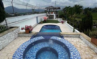 Arriendo casa campestre en Pereira