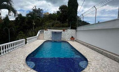 Arriendo casa campestre en Pereira