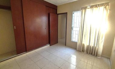 Venta de Casa de 2 niveles en privada de 8 unidades acceso controlado Fracc. Joyas de Mocambo, Boca del Rio Ver