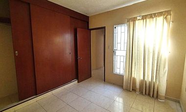 Venta de Casa de 2 niveles en privada de 8 unidades acceso controlado Fracc. Joyas de Mocambo, Boca del Rio Ver