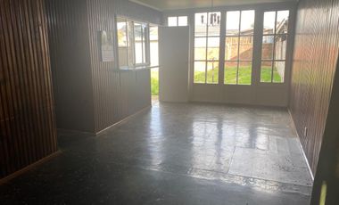 Se arrienda casa cerca del hospital regional