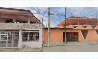 Casa Familiar en venta C. Tito Livio Enríquez  Comalcalco Tabasco/ Recuperacion Bancaria