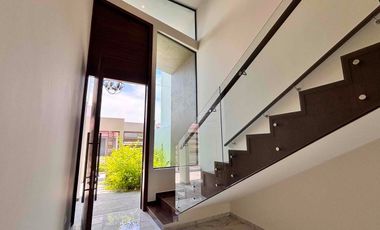 Casa en venta el Palomar Tlajomulco