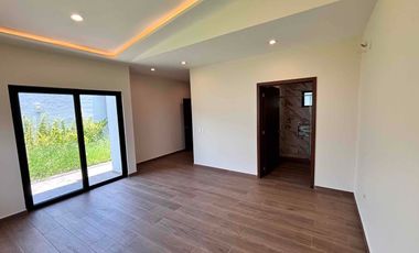 Casa en venta el Palomar Tlajomulco