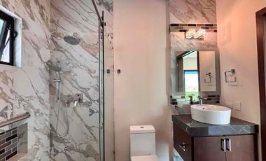 Casa en venta el Palomar Tlajomulco