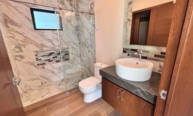 Casa en venta el Palomar Tlajomulco