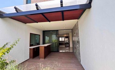 Casa en venta el Palomar Tlajomulco