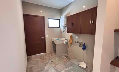 Casa en venta el Palomar Tlajomulco