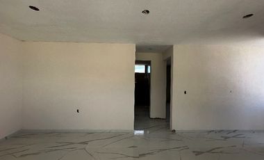 Edificio en renta cerca de CU. Sobre Alberto Alvarado, perpendicular a Av. Universidad.