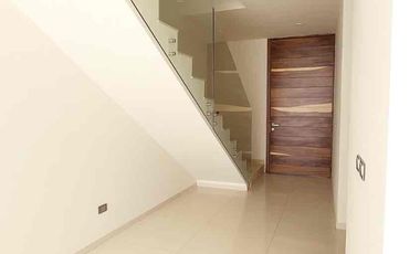 se vende casa en Bosques Vallarta