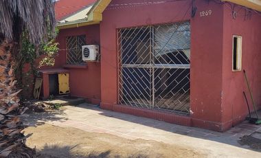 VENTA DE EXCELENTE CASA SAN MIGUEL, IDEAL INVERSION VALOR CONVERSABLE