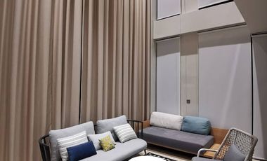 Lakeside living, in the most prestigious low rise condo unit at Khao Yai.  136 sq meter duplex, 2 bedrooms 2 bathrooms.
