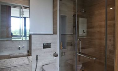 Lakeside living, in the most prestigious low rise condo unit at Khao Yai.  136 sq meter duplex, 2 bedrooms 2 bathrooms.